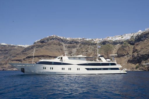 Harmony V at Santorini
